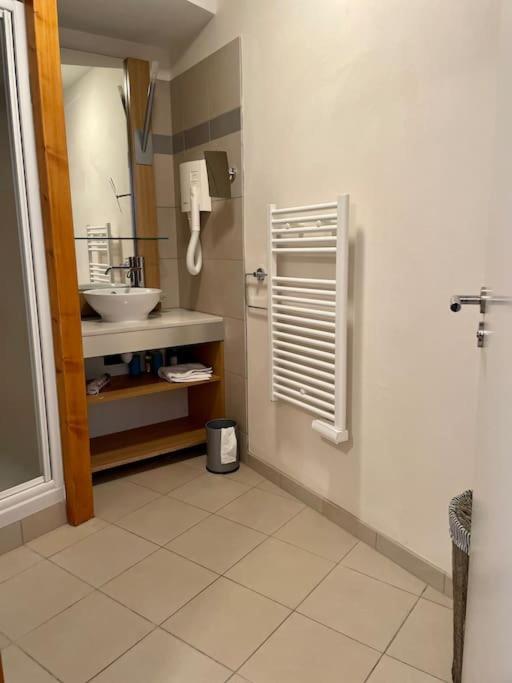 Confort Et Espace Pour Cet Appartement Duplex De 100 M2 Avec Grand Sejour Expose Sud Avec Cheminee, 4 Chambres , Acces Direct Aux Pistes De Ski Et Au Golf Dans La Residence Edenarc Avec Piscine, Jacuzzi Et Spa Bourg-Saint-Maurice Esterno foto