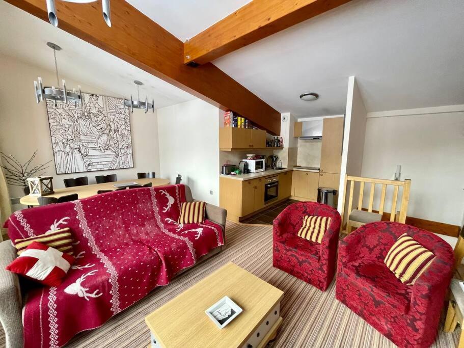 Confort Et Espace Pour Cet Appartement Duplex De 100 M2 Avec Grand Sejour Expose Sud Avec Cheminee, 4 Chambres , Acces Direct Aux Pistes De Ski Et Au Golf Dans La Residence Edenarc Avec Piscine, Jacuzzi Et Spa Bourg-Saint-Maurice Esterno foto